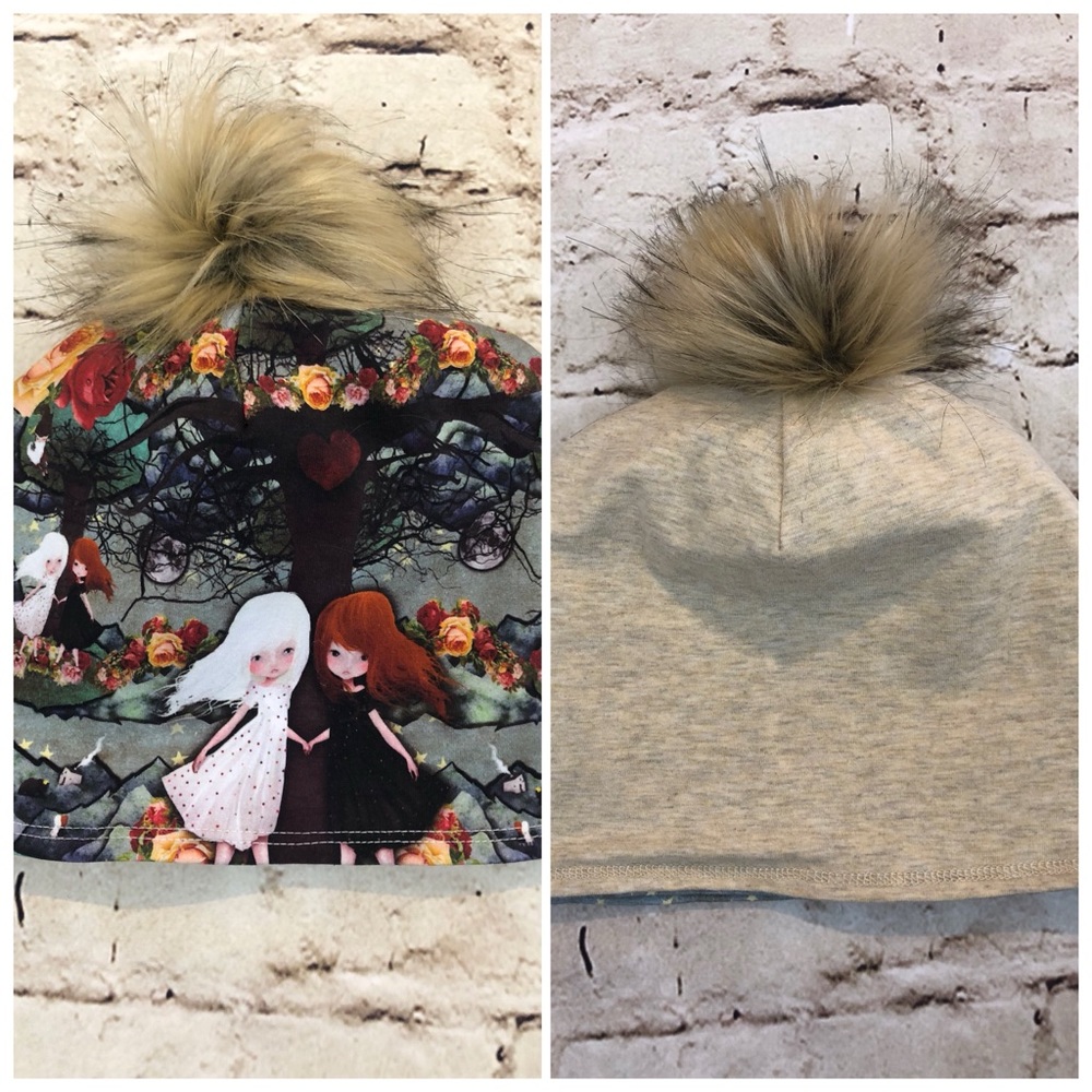 Reversible child’s beanie